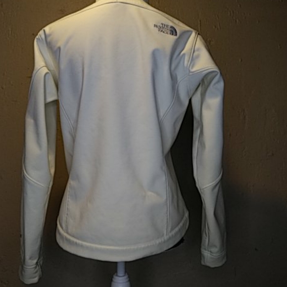 The North Face Apex Jacket Cream Small - Picture 6 of 10